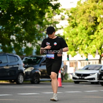 Runner Photo 4056744