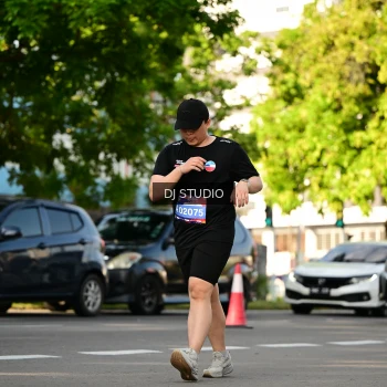 Runner Photo 4056753
