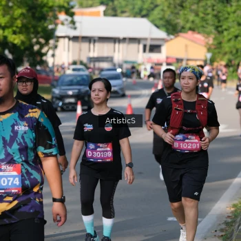 Runner Photo 4056759