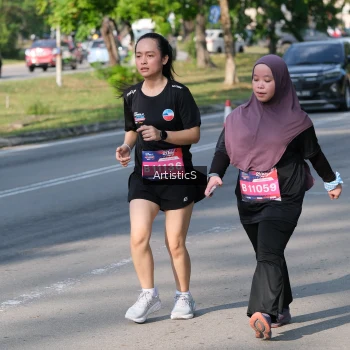 Runner Photo 4056784