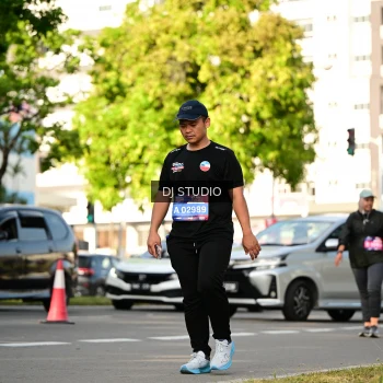 Runner Photo 4056798