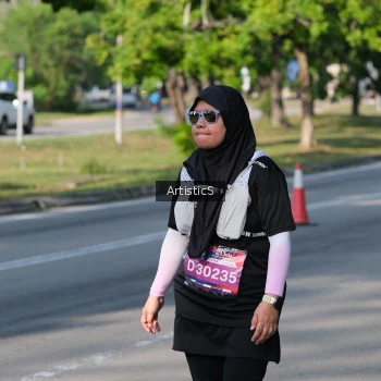 Runner Photo 4056874