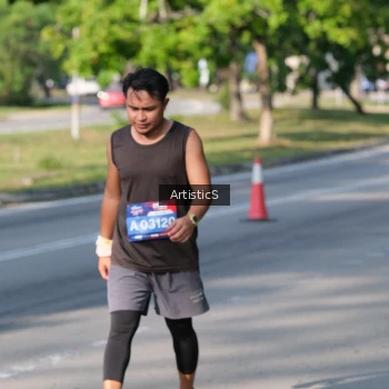 Runner Photo 4056893