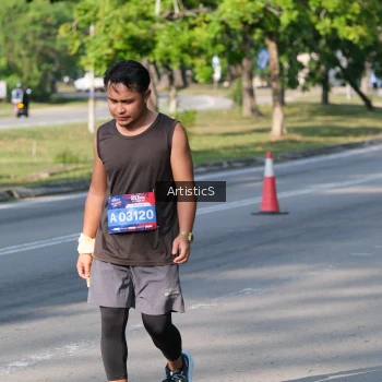 Runner Photo 4056896