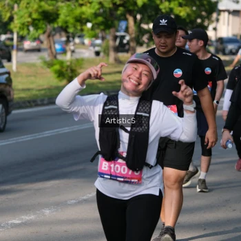 Runner Photo 4057087