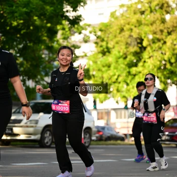 Runner Photo 4057093