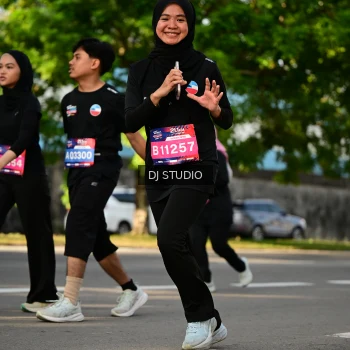 Runner Photo 4057109