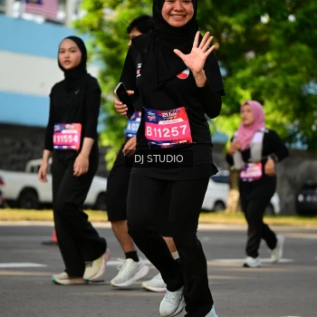 Runner Photo 4057130