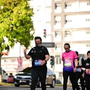Runner Photo 4057172