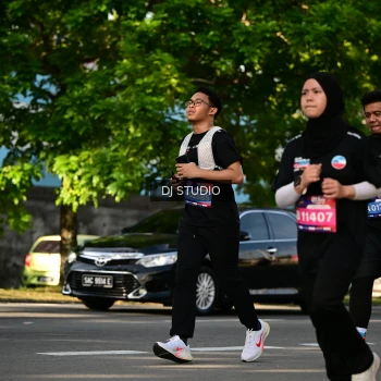 Runner Photo 4057272