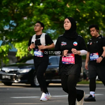 Runner Photo 4057285