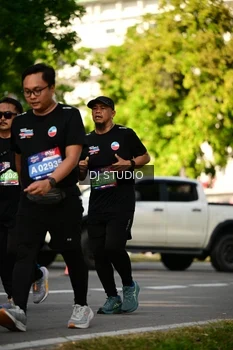 Runner Photo 4057376