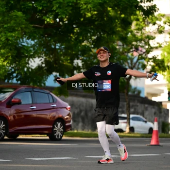 Runner Photo 4057545