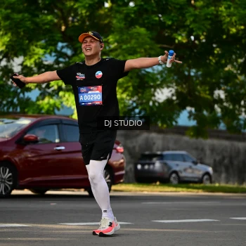 Runner Photo 4057591