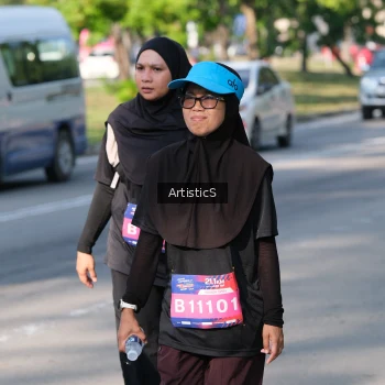 Runner Photo 4057619