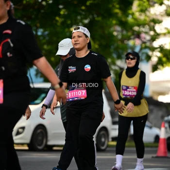 Runner Photo 4057658