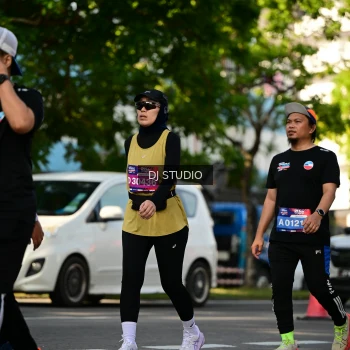 Runner Photo 4057672