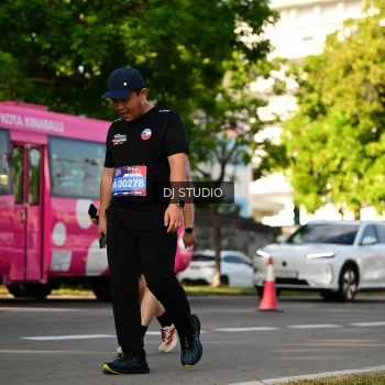 Runner Photo 4057697