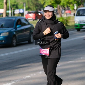 Runner Photo 4057719