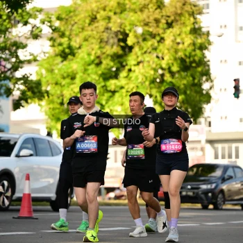 Runner Photo 4057723
