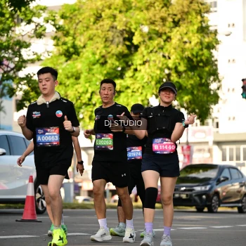 Runner Photo 4057743