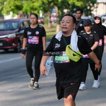 Runner Photo 4057745