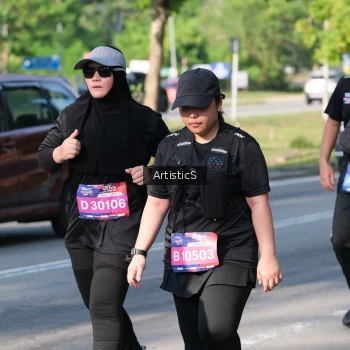 Runner Photo 4057770
