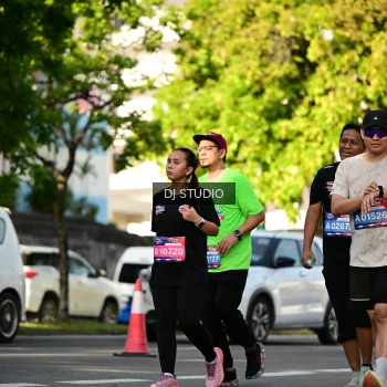 Runner Photo 4057776