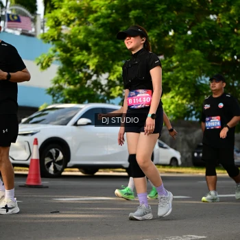 Runner Photo 4057793