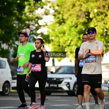 Runner Photo 4057800