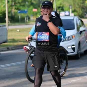 Runner Photo 4057851