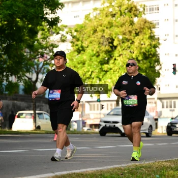 Runner Photo 4057972