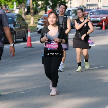 Runner Photo 4058010