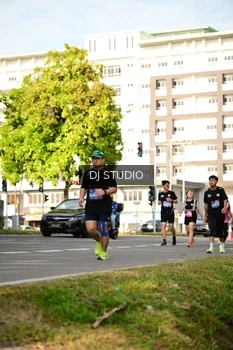 Runner Photo 4058044