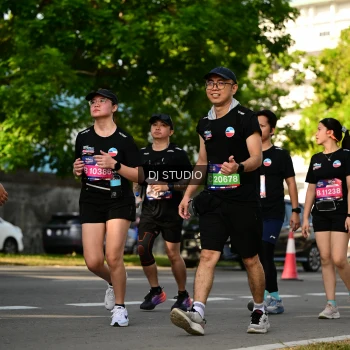 Runner Photo 4058105