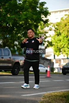 Runner Photo 4058125