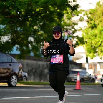 Runner Photo 4058253