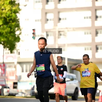Runner Photo 4058300