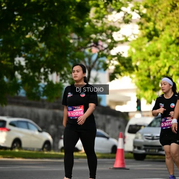Runner Photo 4058313