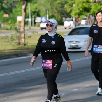 Runner Photo 4058317