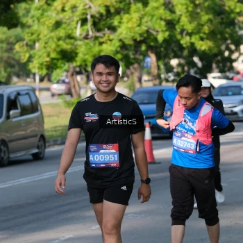Runner Photo 4058466