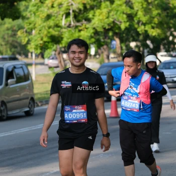 Runner Photo 4058476