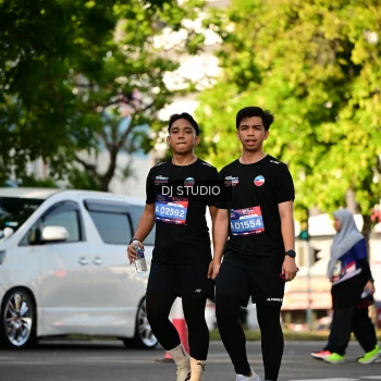 Runner Photo 4058549