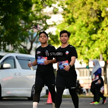 Runner Photo 4058563