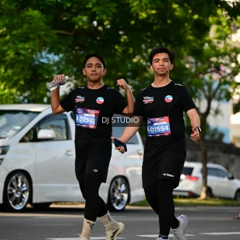 Runner Photo 4058597