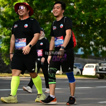 Runner Photo 4058601