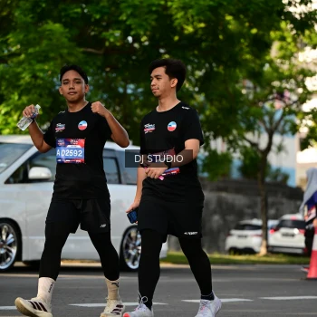 Runner Photo 4058610