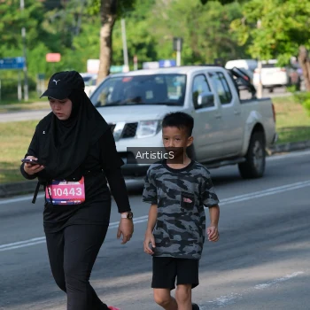 Runner Photo 4058699