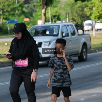 Runner Photo 4058701