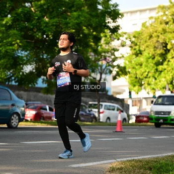 Runner Photo 4058715